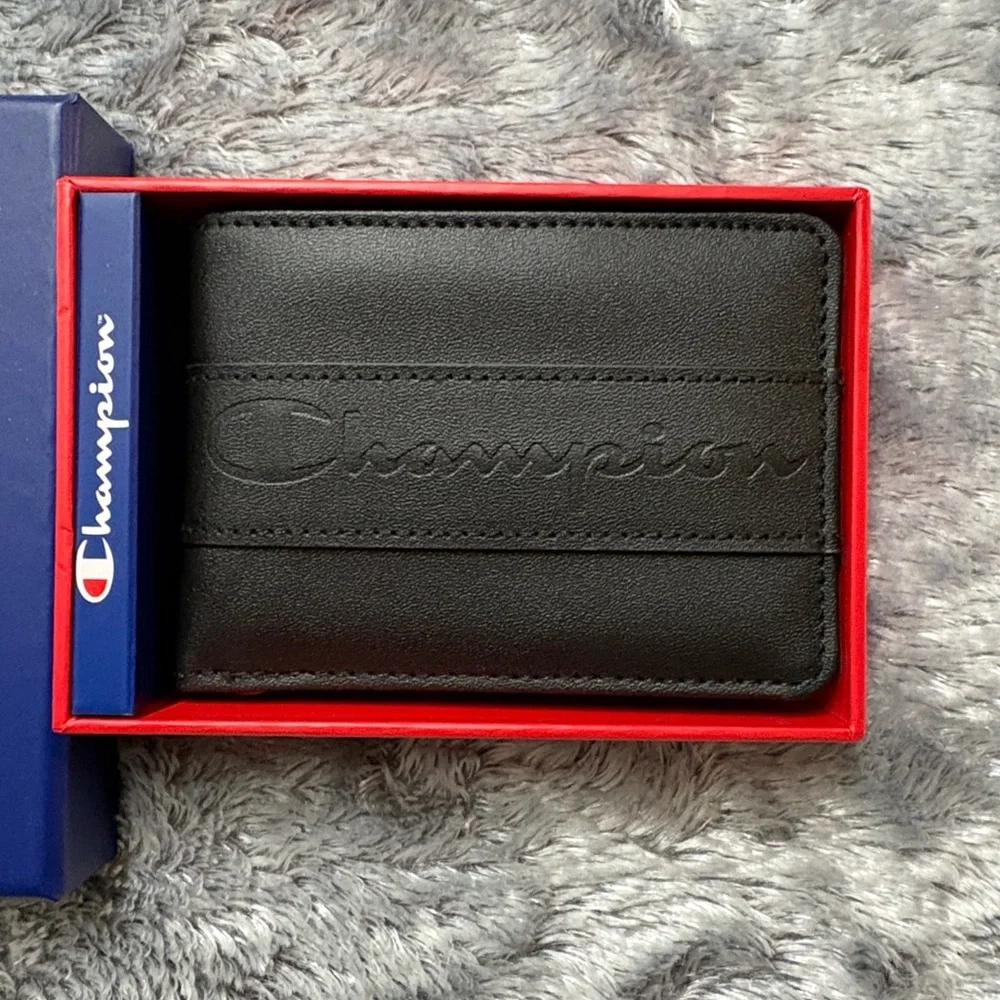 Men’s Champion Wallet